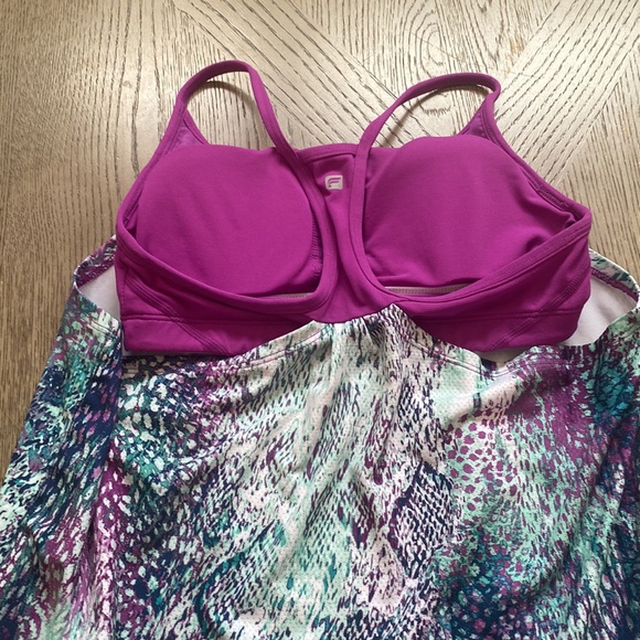 Fabletics tank top with built in bra size XS - Picture 4 of 4